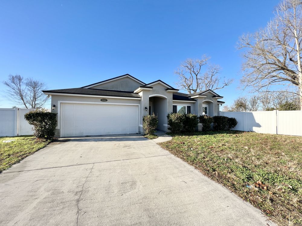 Spacious four bedroom home property image