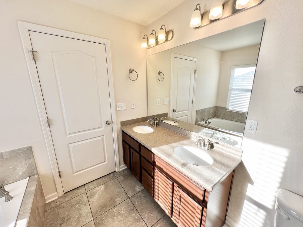 Spacious four bedroom home property image