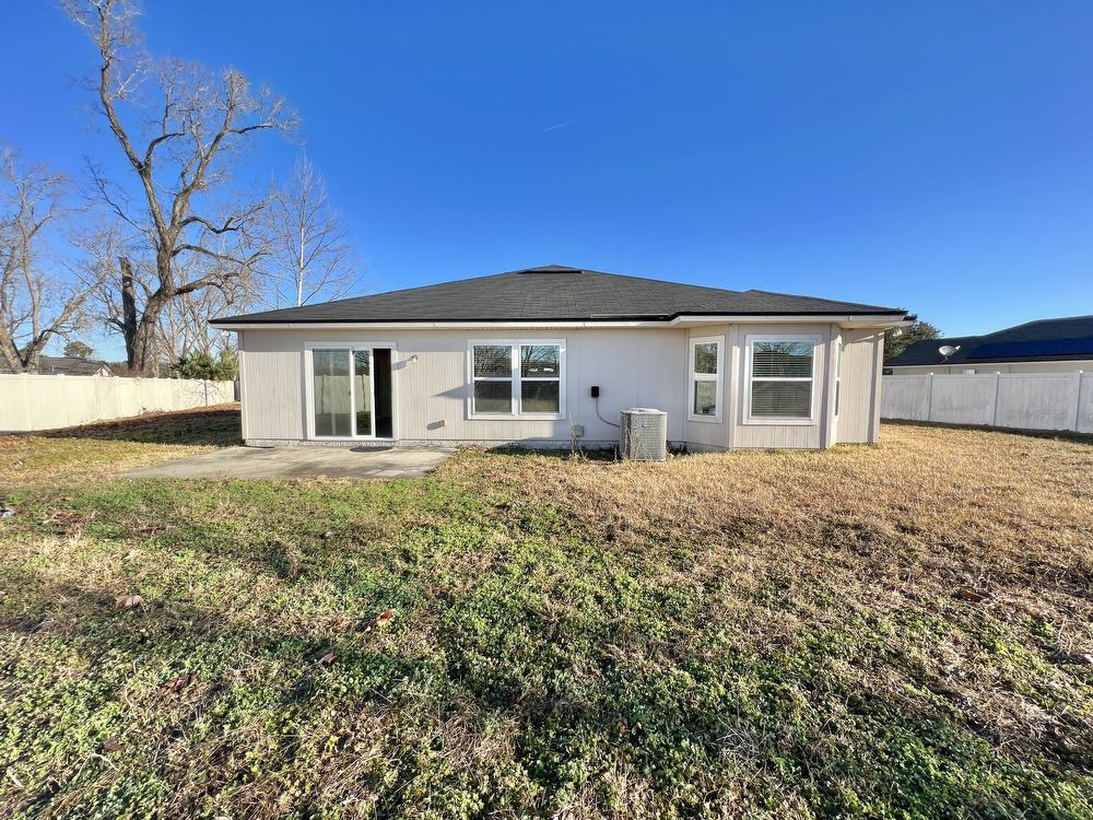 Spacious four bedroom home property image