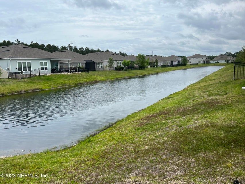 Like new beauty in Pine Lakes property image