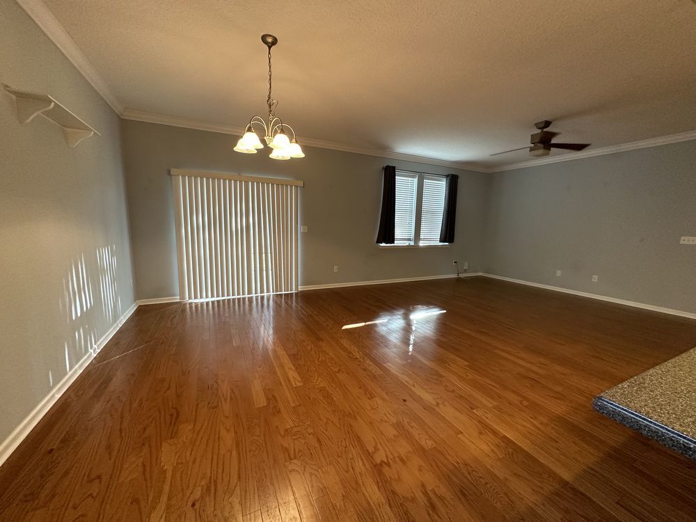 Adorable Home in Desireable Location!! property image