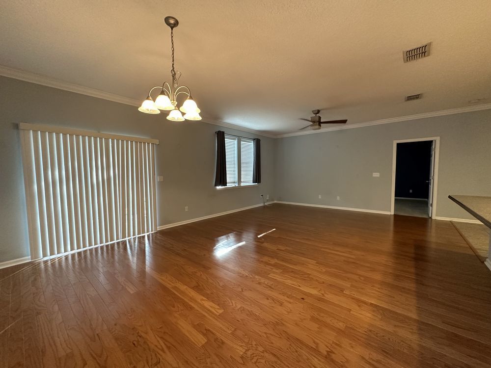 Adorable Home in Desireable Location!! property image