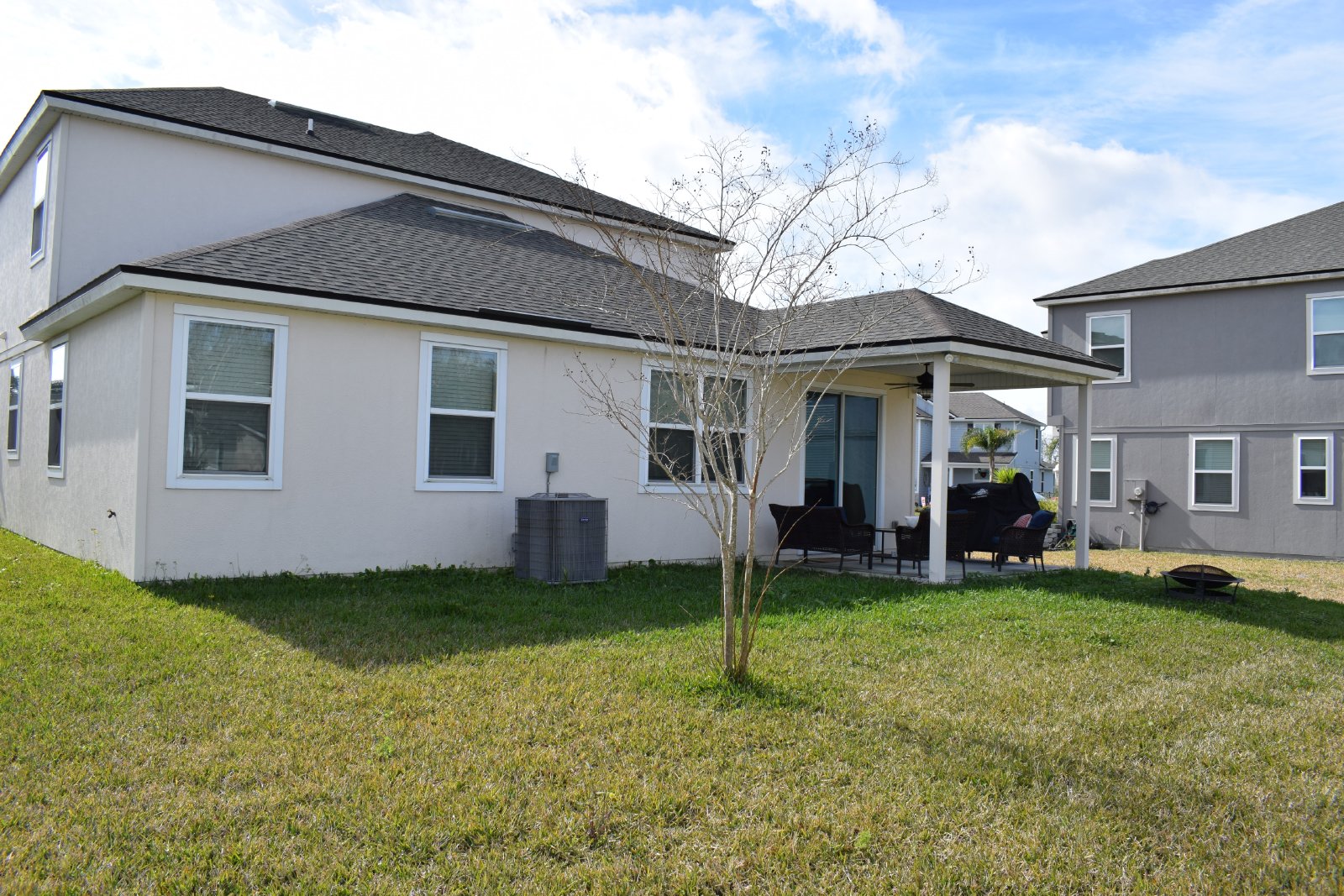 4 bedrooms 2.5 Baths - Alta Lakes - Easy commute Mayport- NAS - Kings Bay property image