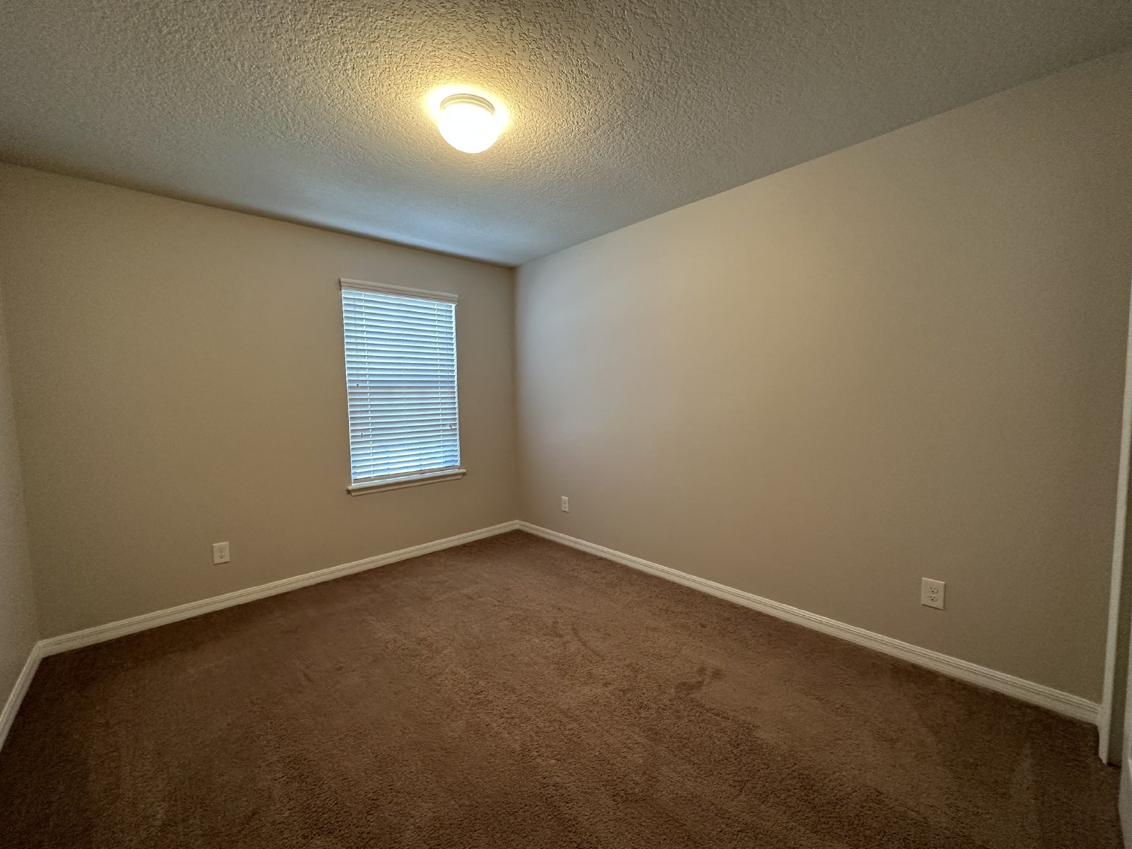 Lovely Bartram Townhome with 2 Car Garage property image