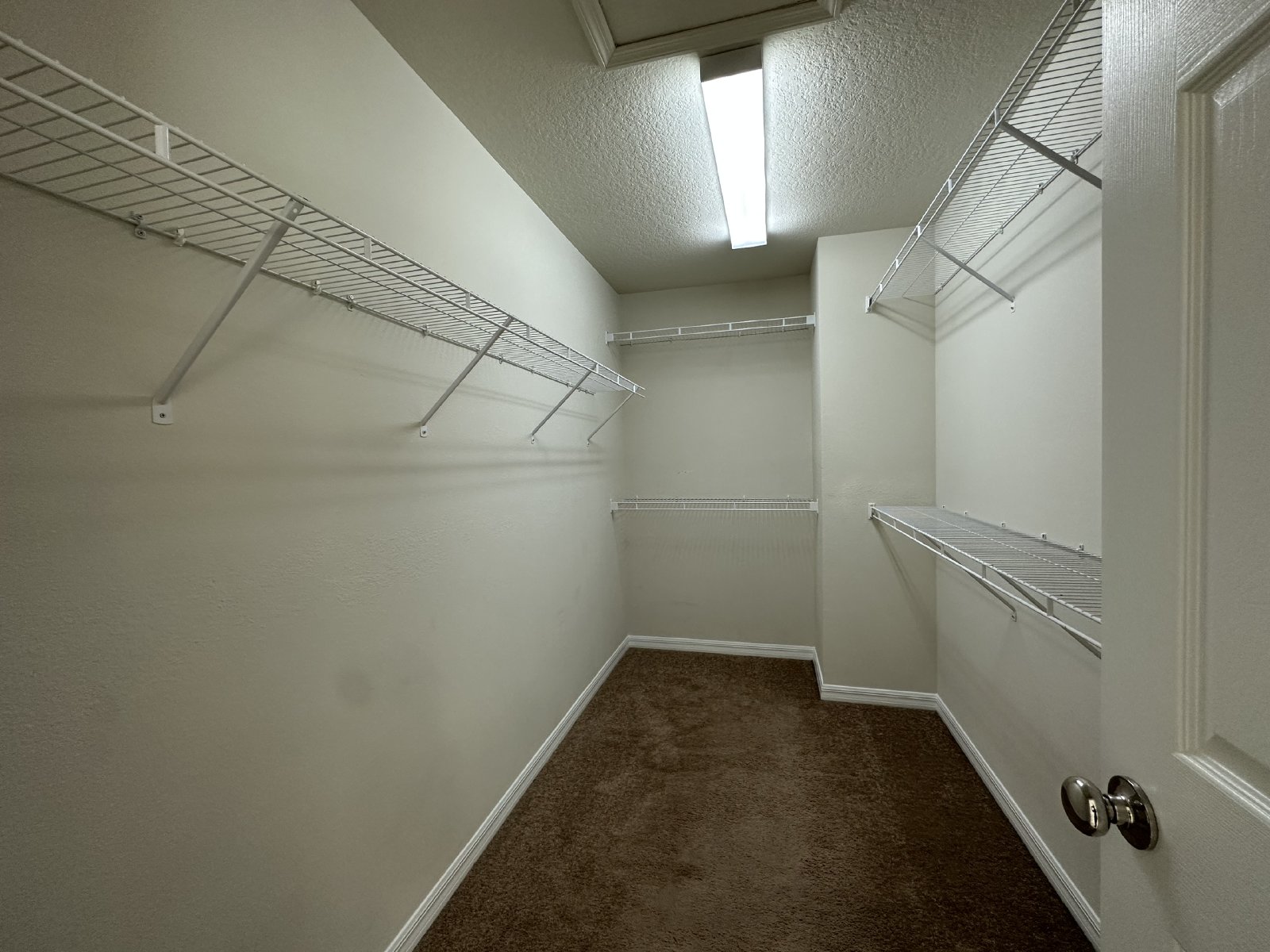Lovely Bartram Townhome with 2 Car Garage property image