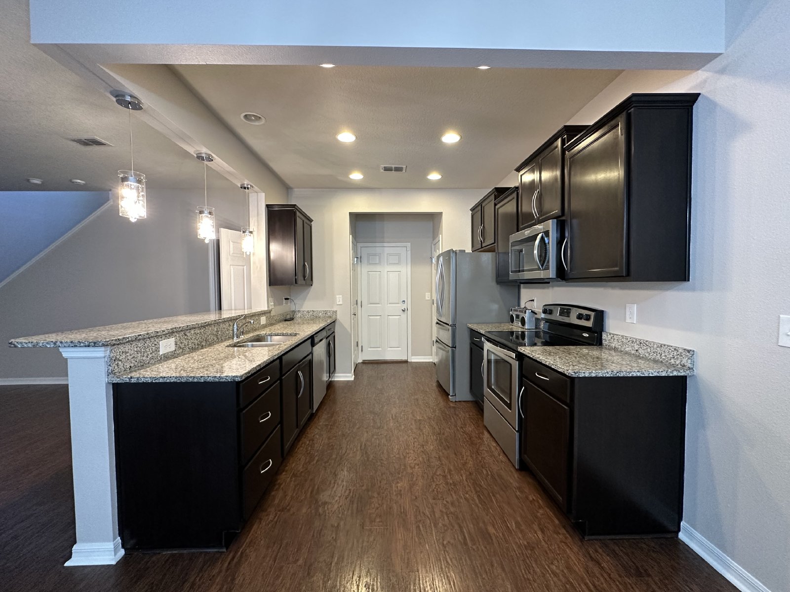 Lovely Bartram Townhome with 2 Car Garage property image