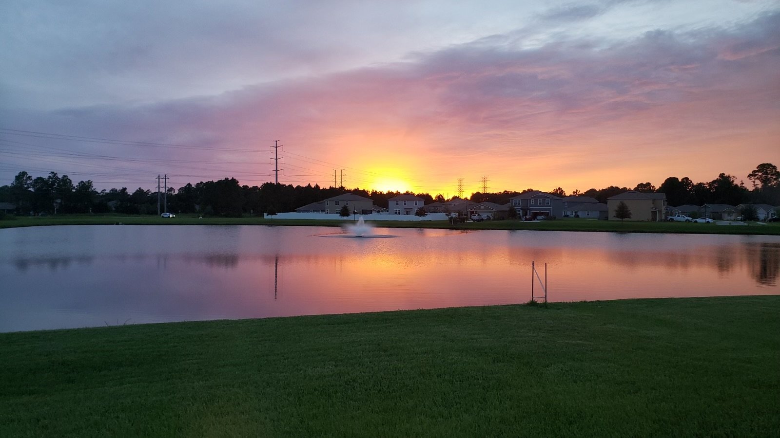 Lake Front 4 beds/2 bath at Alta Lakes- Near Airport- Easy Commute to Mayport- NAS Jax- Kingsbay Naval Station property image