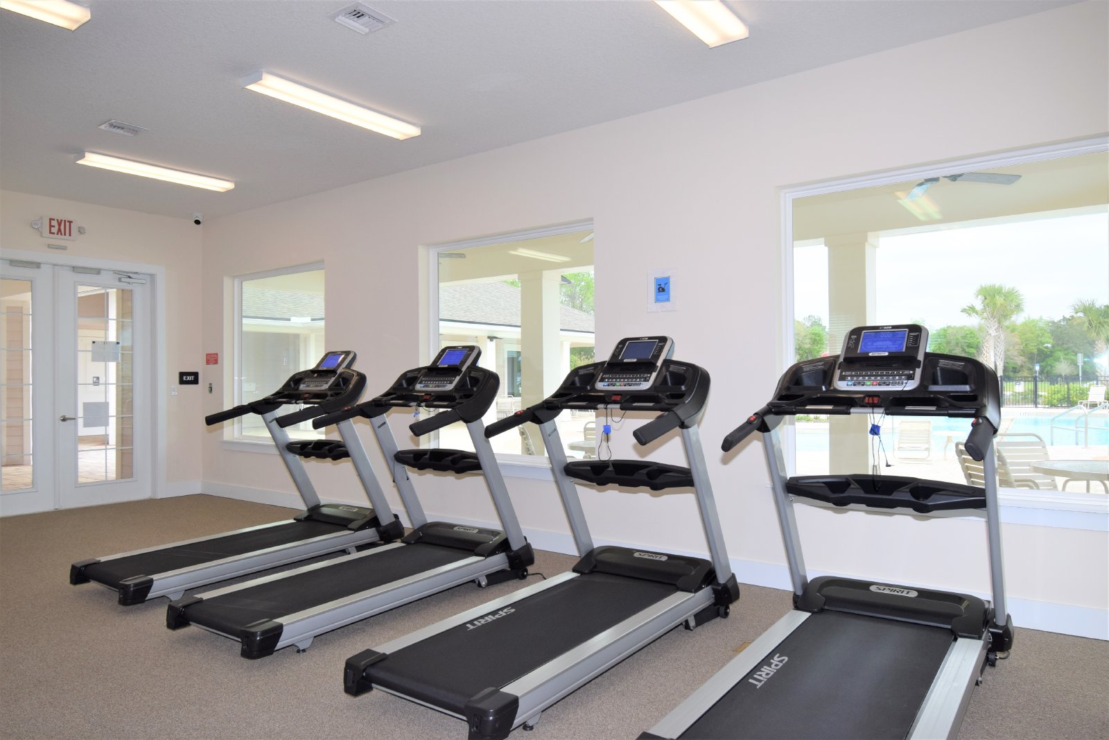 Lake Front 4 beds/2 bath at Alta Lakes- Near Airport- Easy Commute to Mayport- NAS Jax- Kingsbay Naval Station property image