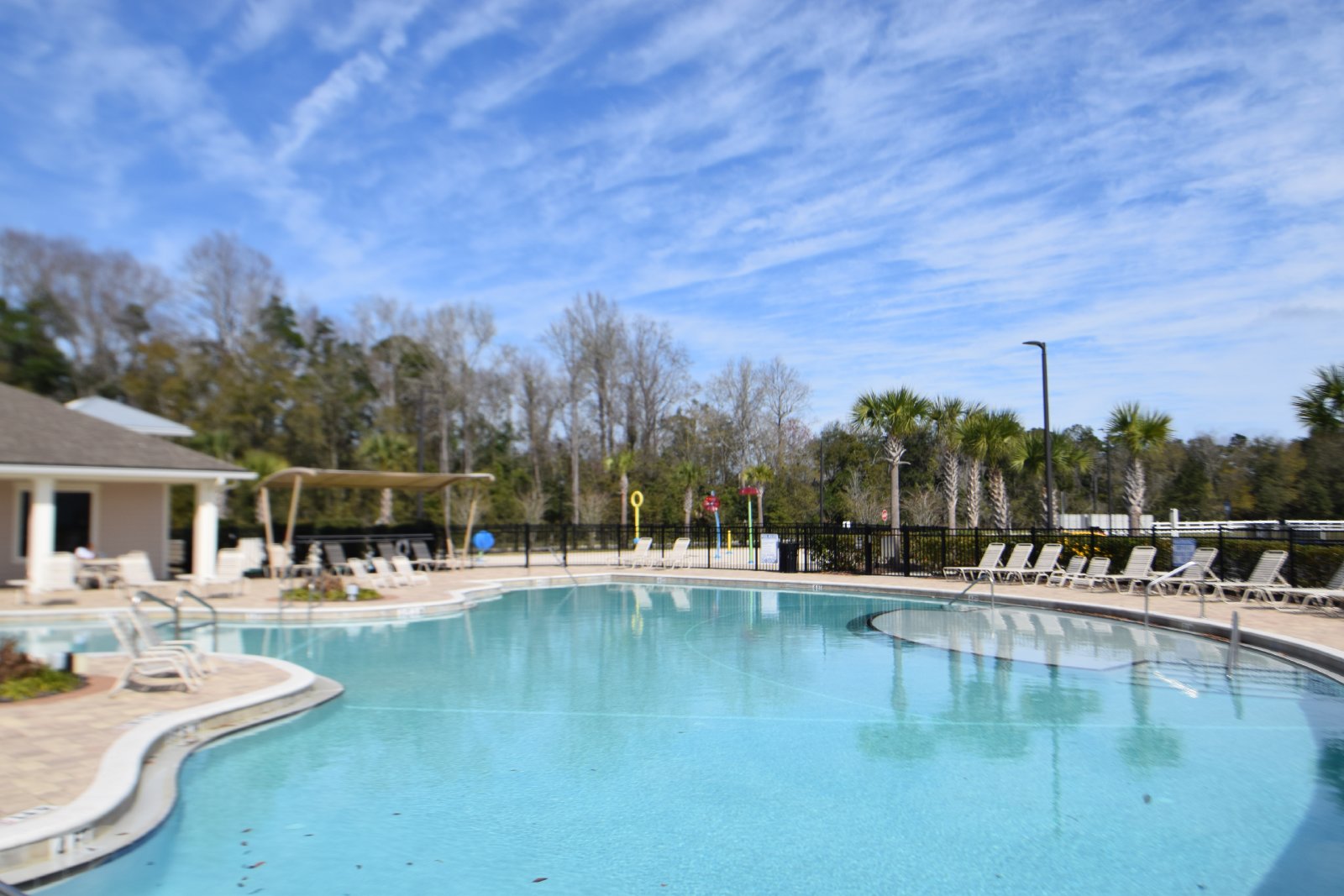 Lake Front 4 beds/2 bath at Alta Lakes- Near Airport- Easy Commute to Mayport- NAS Jax- Kingsbay Naval Station property image