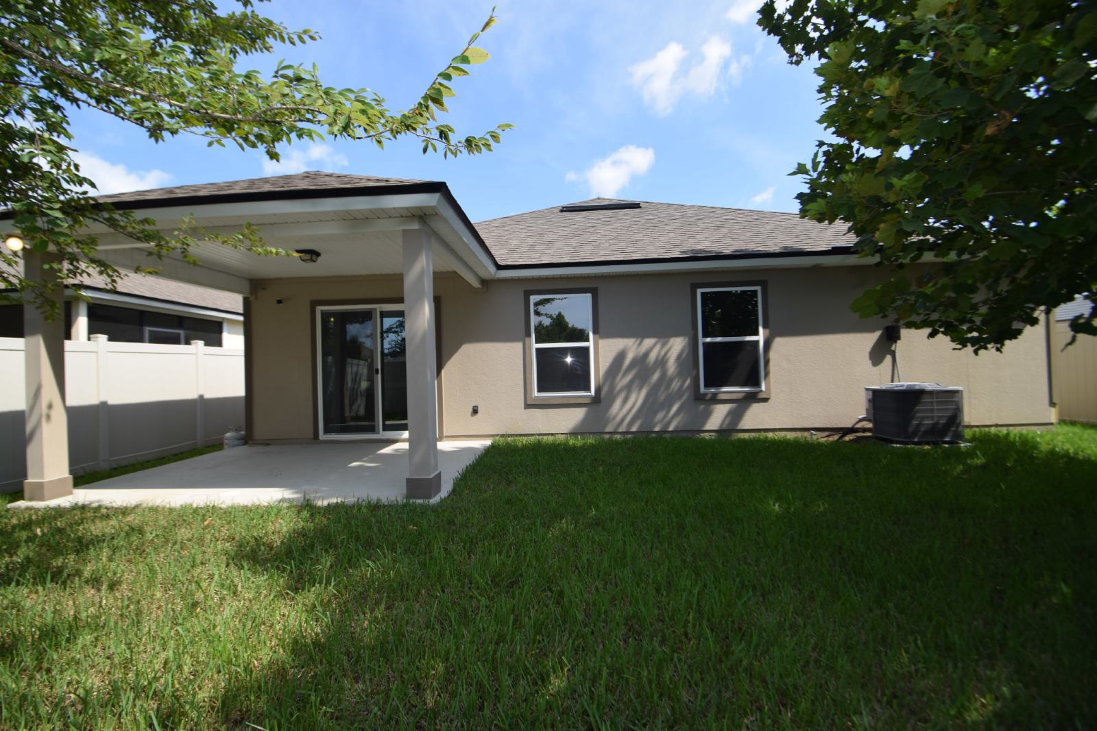 CedarBrook 4bed/2baths- Ocean Way - Close to Military bases- Airport- Downtown property image