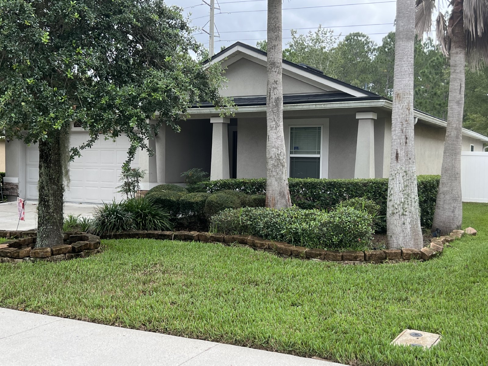 Great 3 bed 2 bath home in family friendly community property image