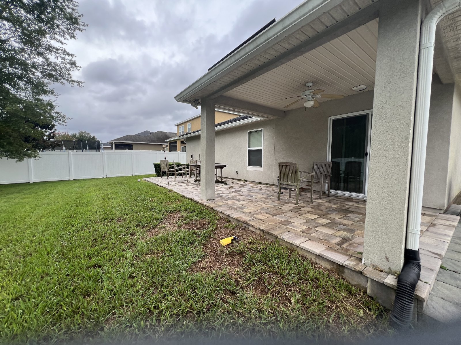 Great 3 bed 2 bath home in family friendly community property image