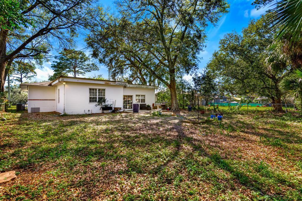 Spacious 3-Bedroom Home in a Prime Near Downtown Jacksonville Location! property image