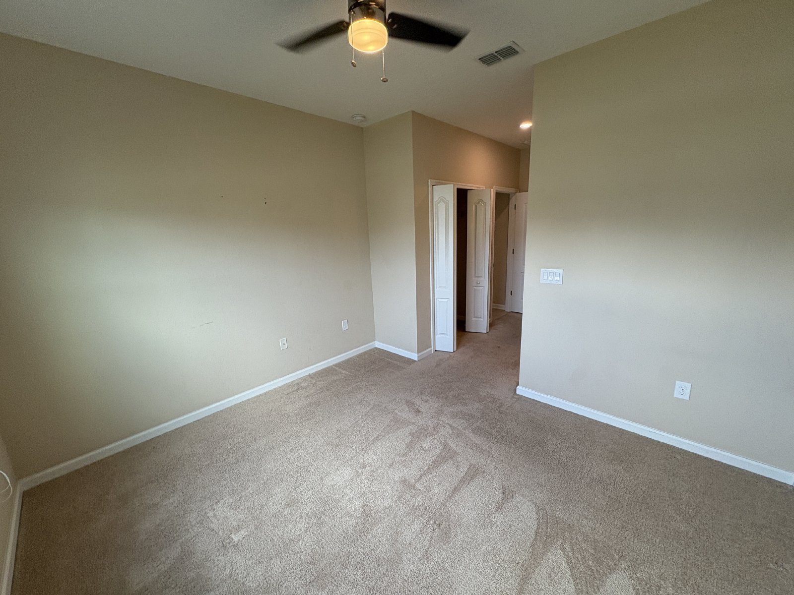 Spacious Like New Home in growing area of St Johns County! property image
