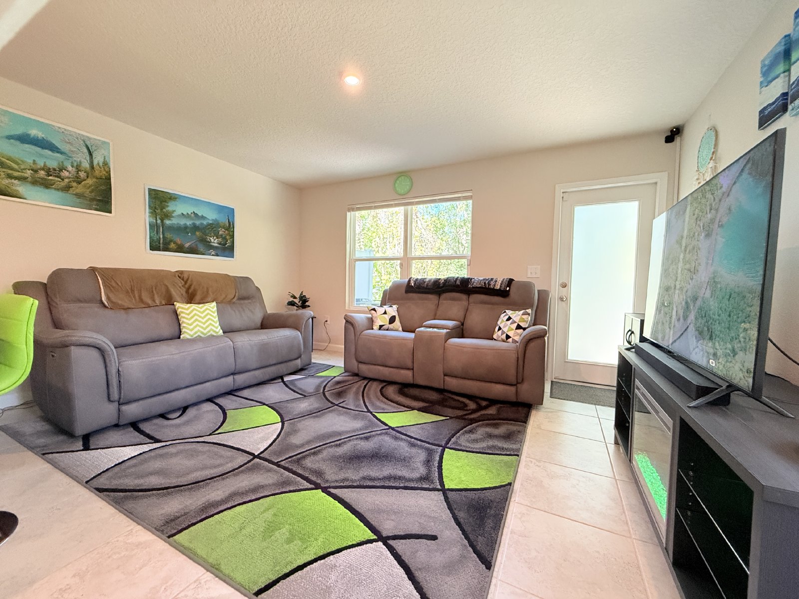 Nearly Brand New Townhome property image