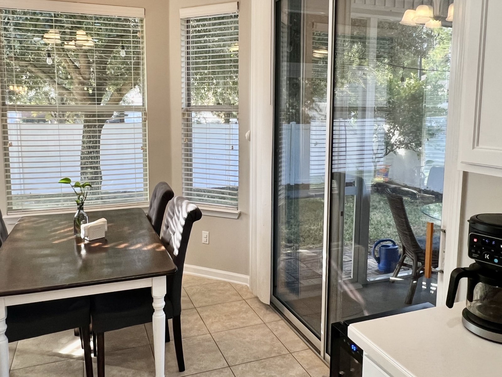 Spacious 3 Bedroom, 2 Bath Home on Corner Lot! property image