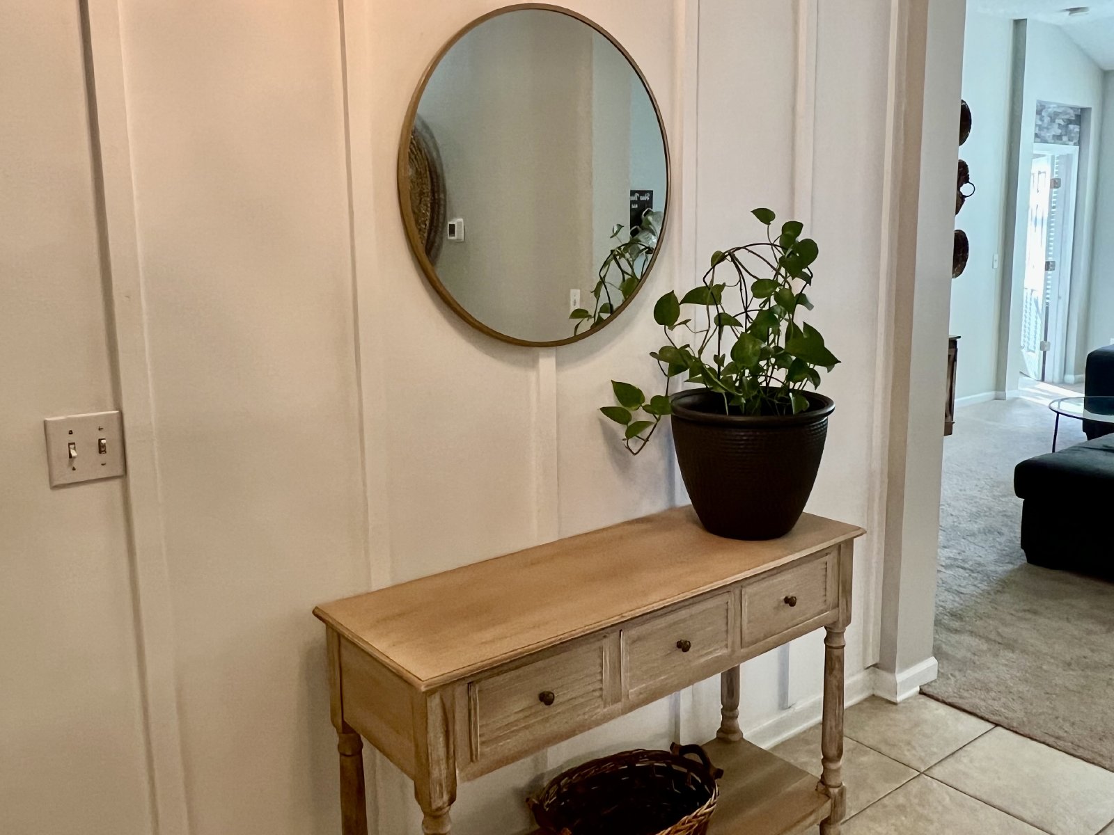 Spacious 3 Bedroom, 2 Bath Home on Corner Lot! property image