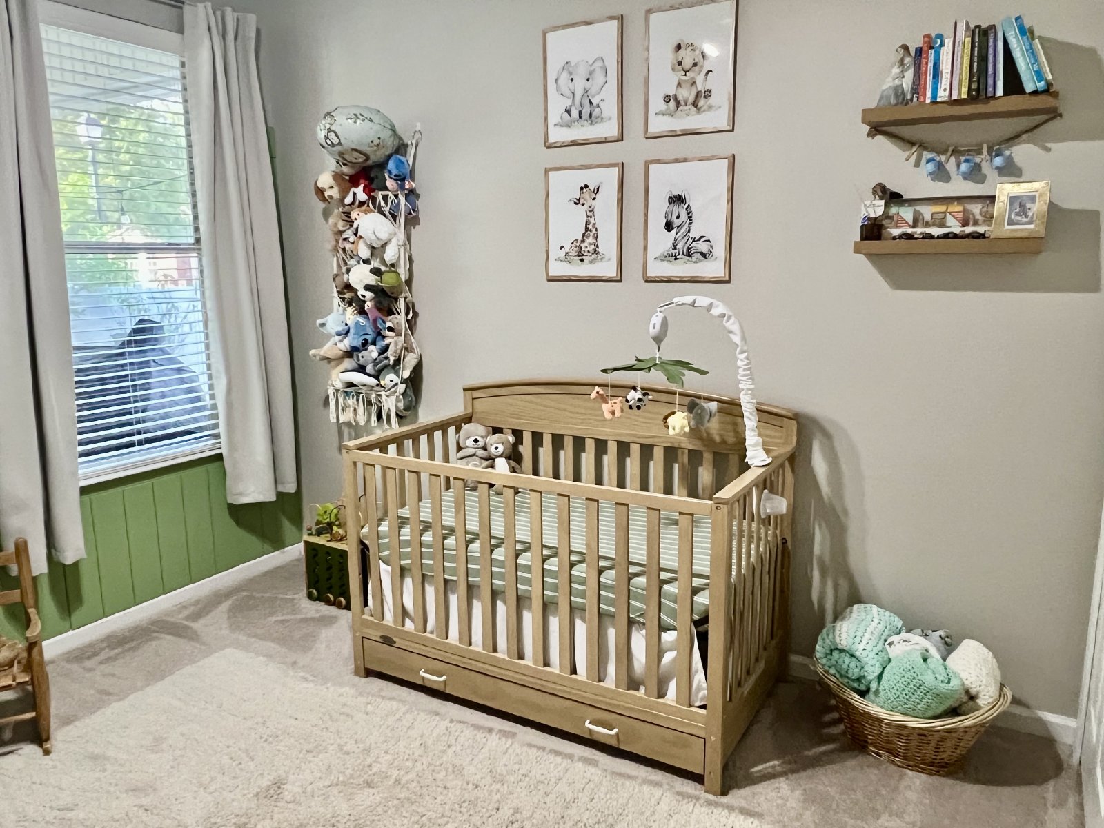 Spacious 3 Bedroom, 2 Bath Home on Corner Lot! property image