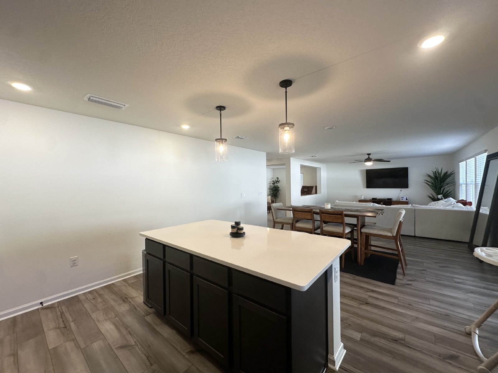 Nearly New Well Maintained Home In Panther Creek property image