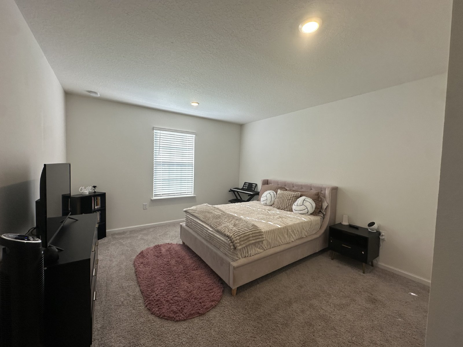 Nearly New Well Maintained Home In Panther Creek property image