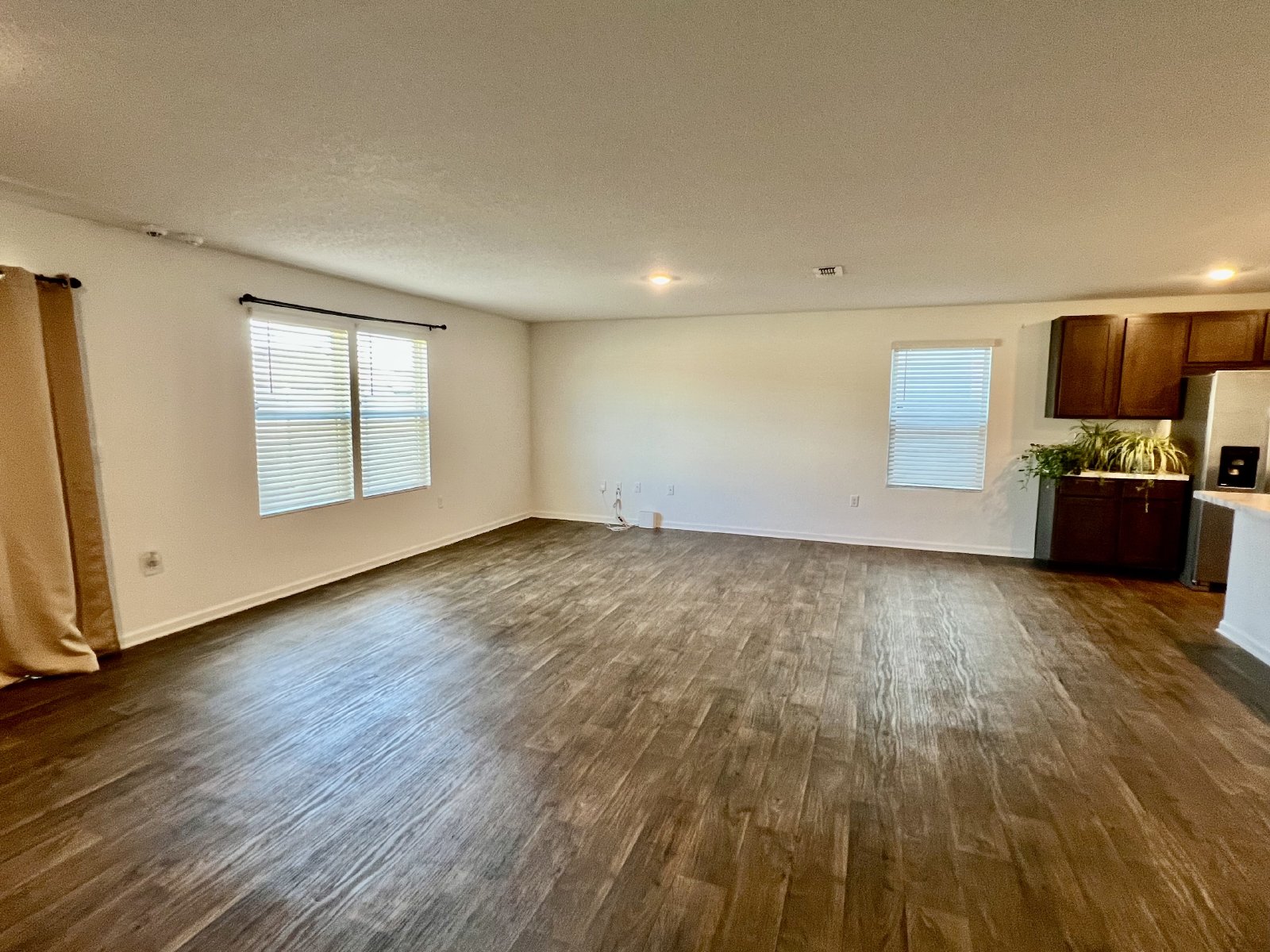 Modern 4 Bedroom Home with Exceptional Amenities! property image