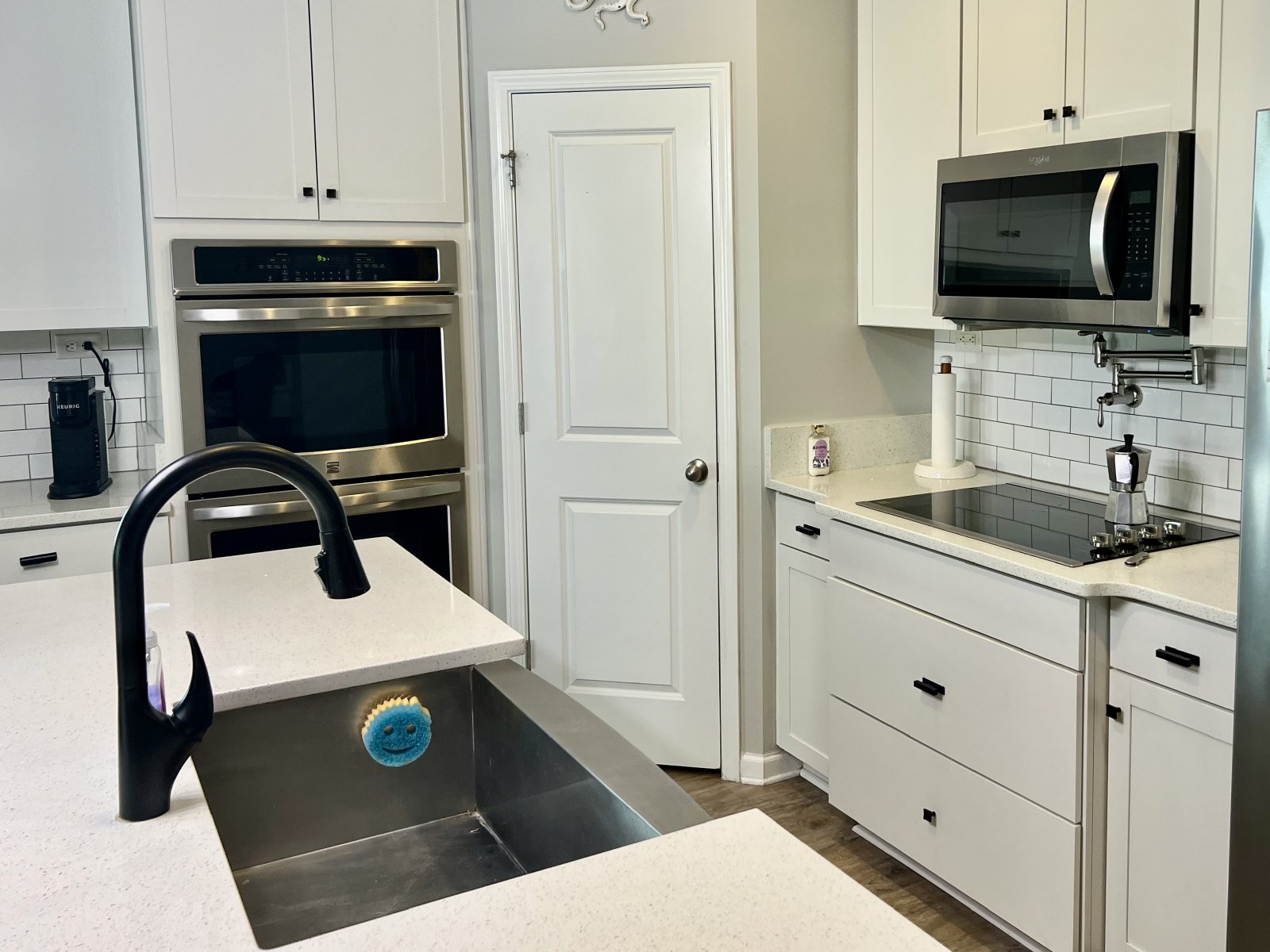 Luxury 4 bed/3 bath Pool Home for Rent – Space, Style & Location! property image