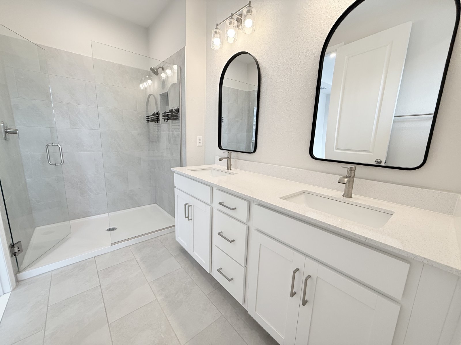 Practically New Townhome in Amazing Location! property image