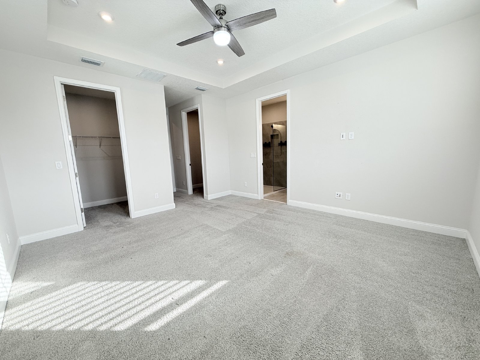 Practically New Townhome in Amazing Location! property image