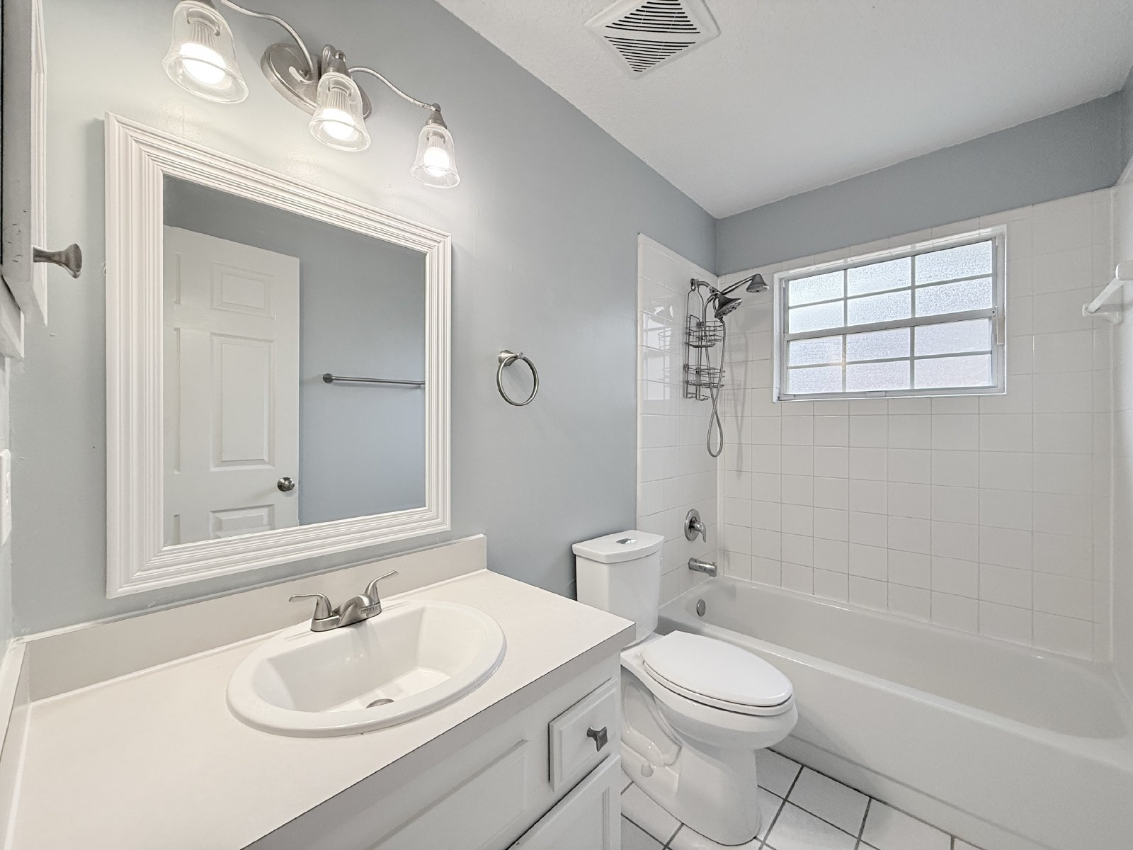 Single Family Home in the Heart of Mandarin! property image