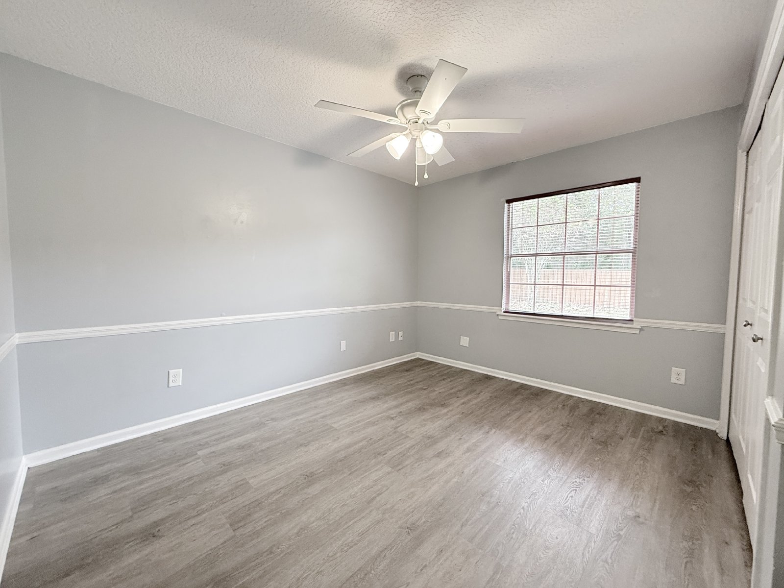 Single Family Home in the Heart of Mandarin! property image