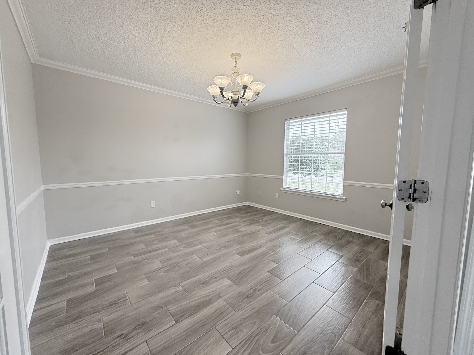 Single Family Home in the Heart of Mandarin! property image