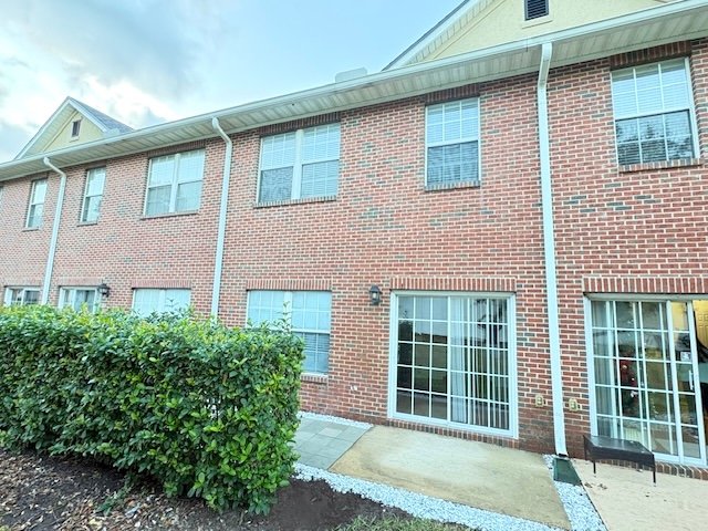 Move-In Ready 3BR Townhome in Gated Community with Amenities property image