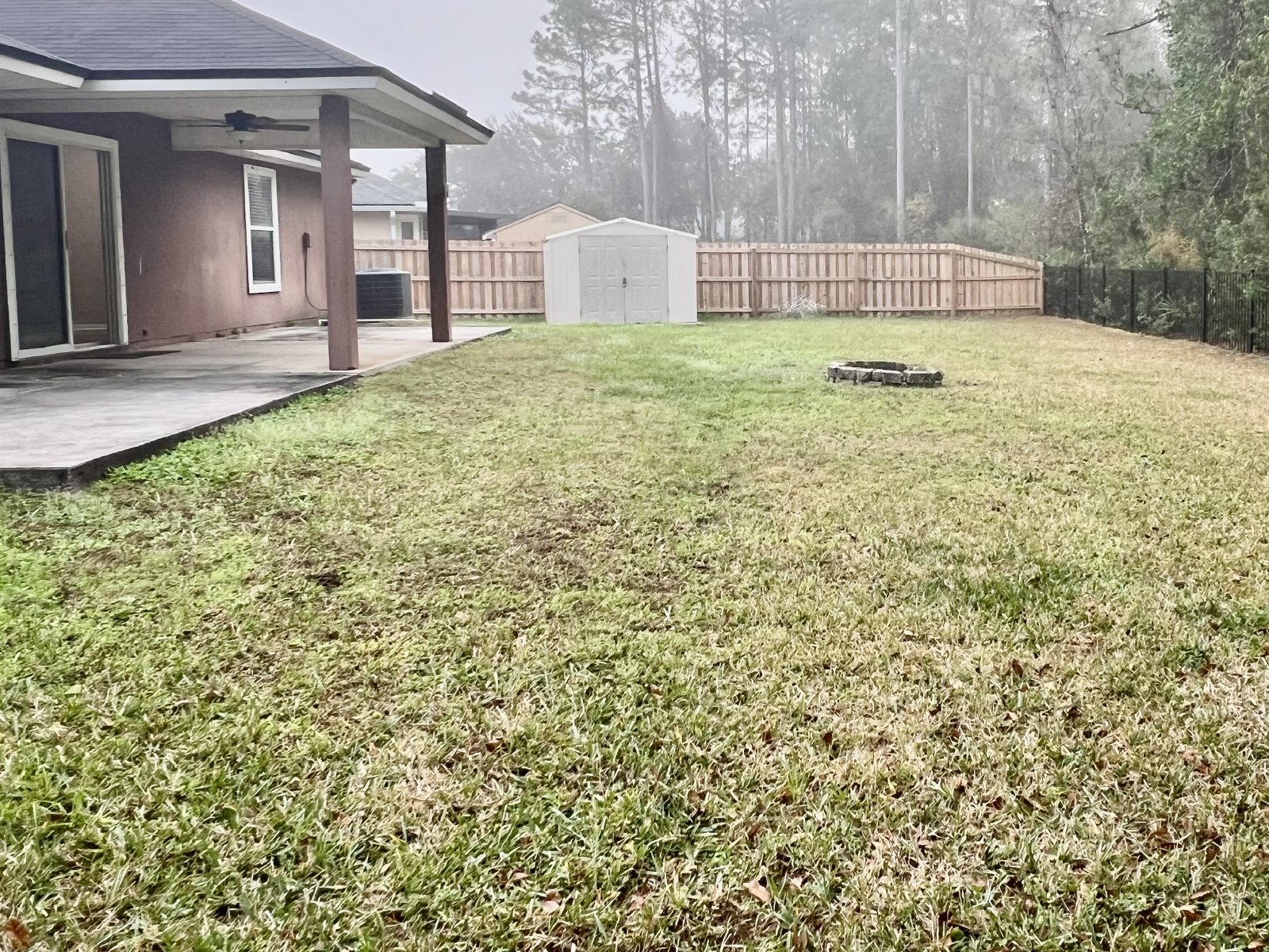 Large 4-bedroom home in great community property image