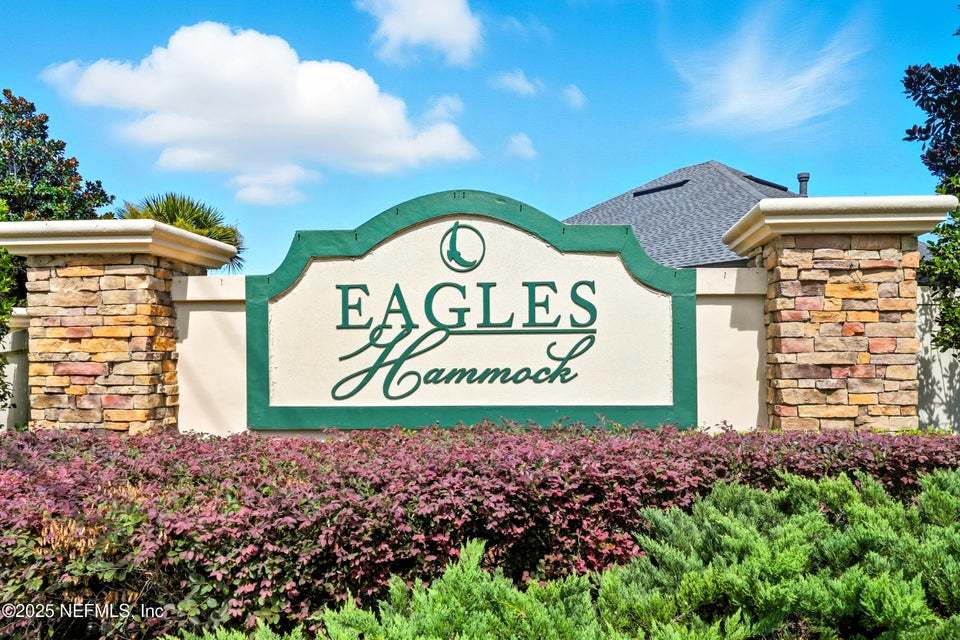 Large 4-bedroom home in great community property image