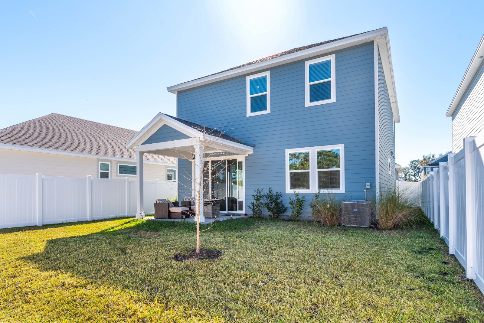 Stunning 2025 Build – Spacious 5BR Home with Open Floor Plan & Fenced Yard property image