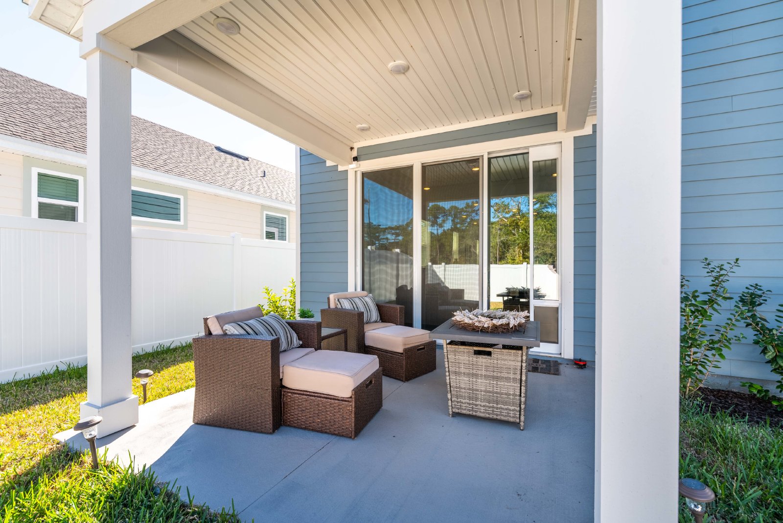 Stunning 2025 Build – Spacious 5BR Home with Open Floor Plan & Fenced Yard property image