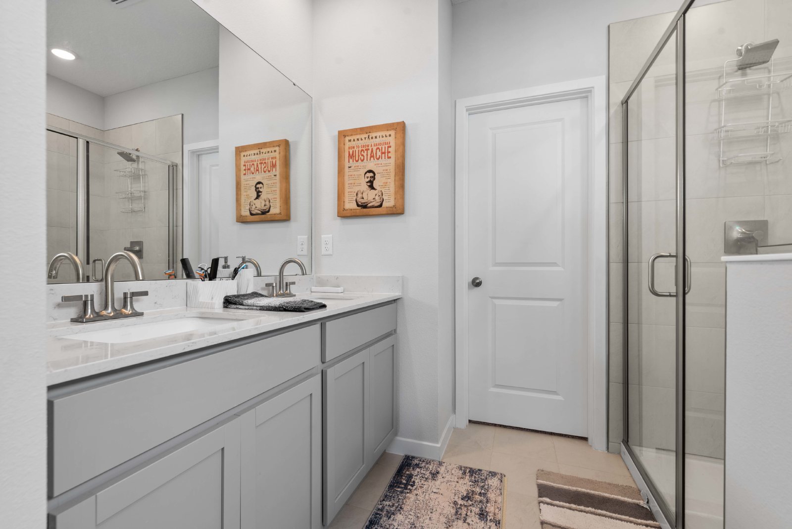 Stunning 2025 Build – Spacious 5BR Home with Open Floor Plan & Fenced Yard property image