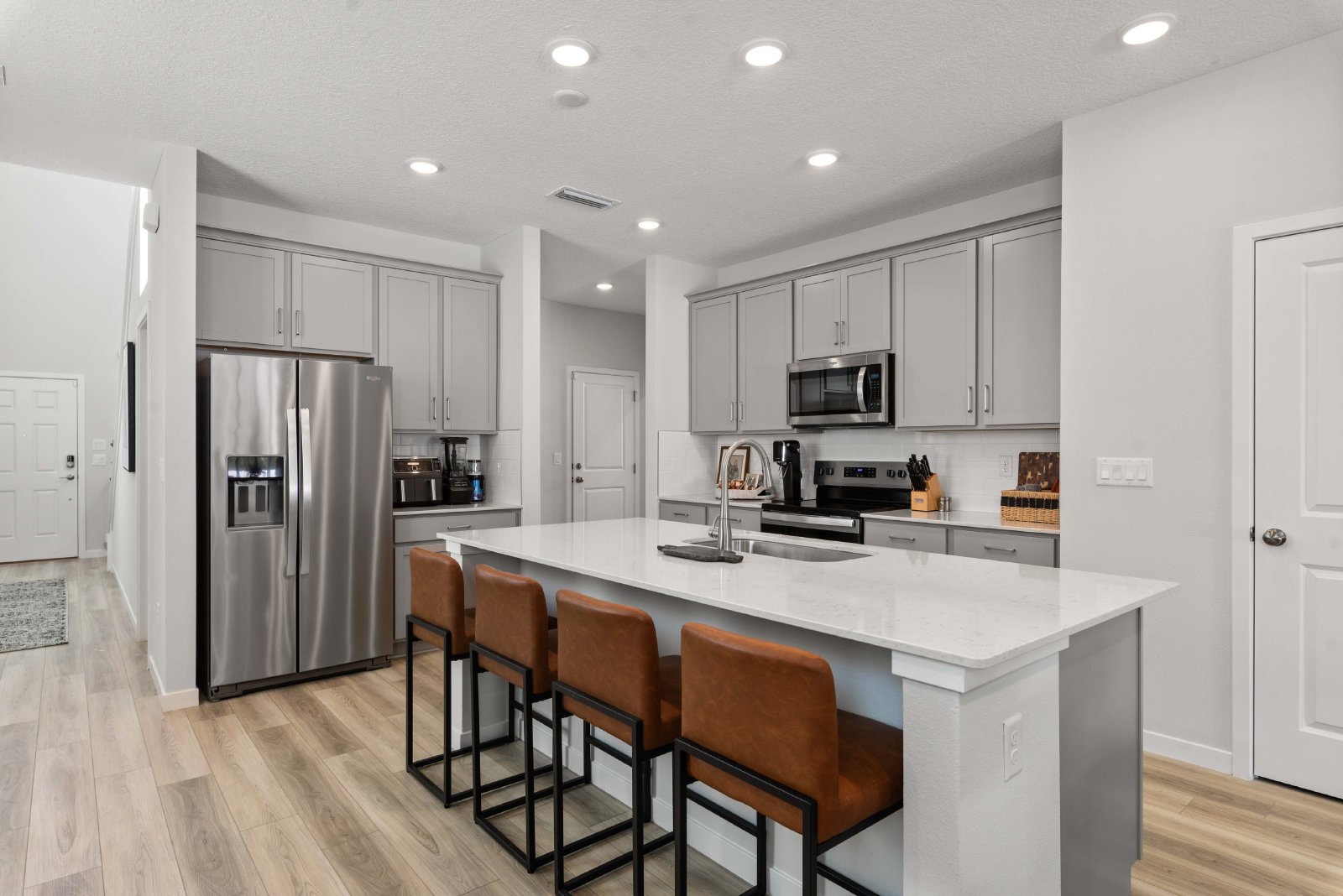 Stunning 2025 Build – Spacious 5BR Home with Open Floor Plan & Fenced Yard property image