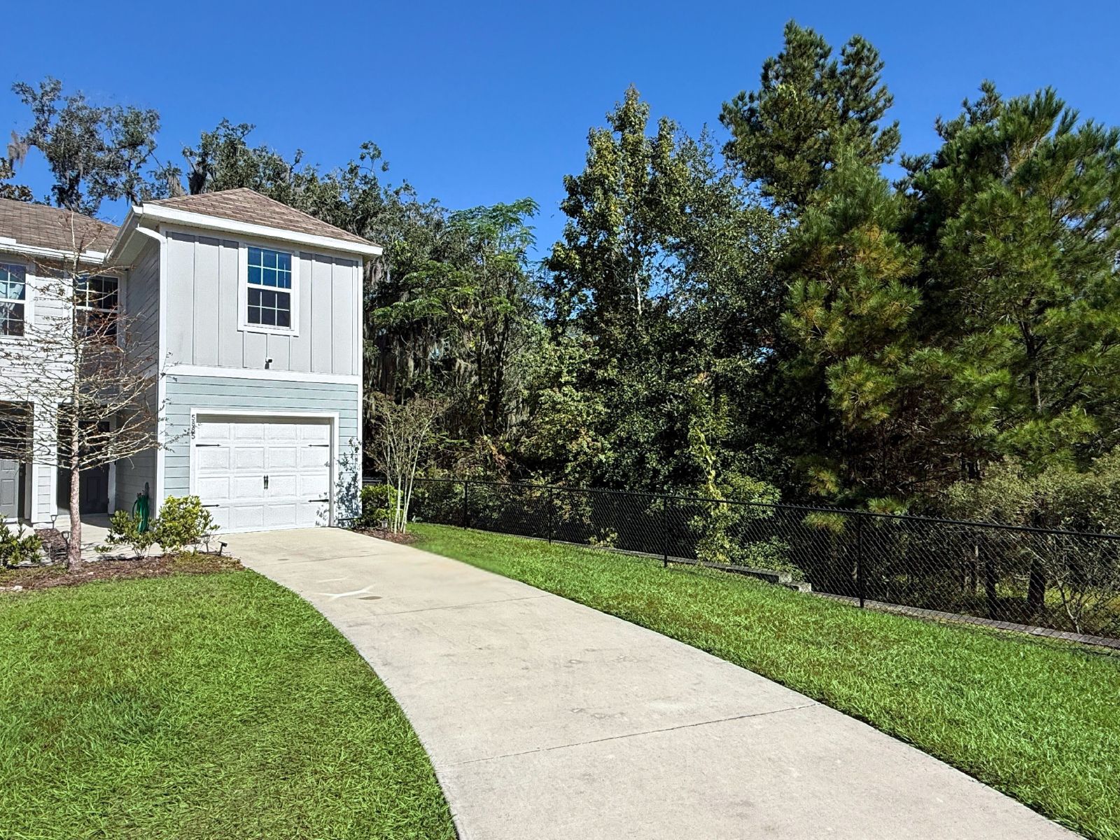 Nearly Brand New Townhome property image