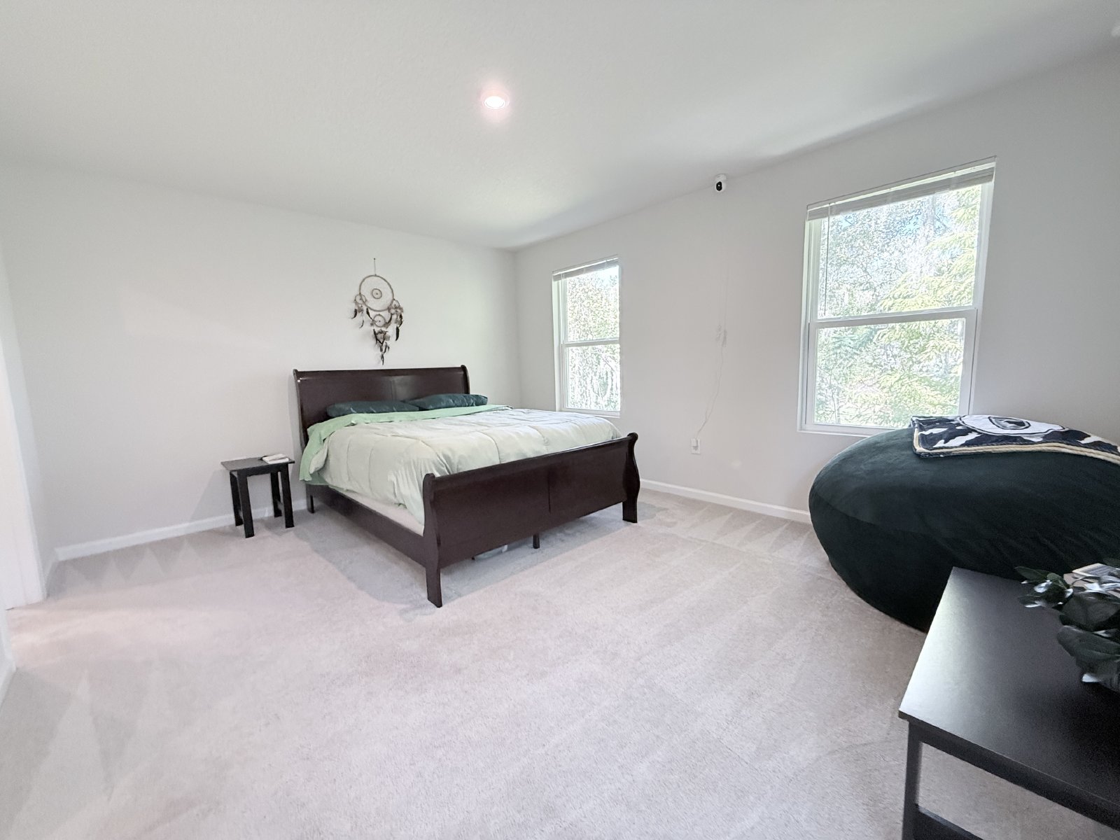 Nearly Brand New Townhome property image