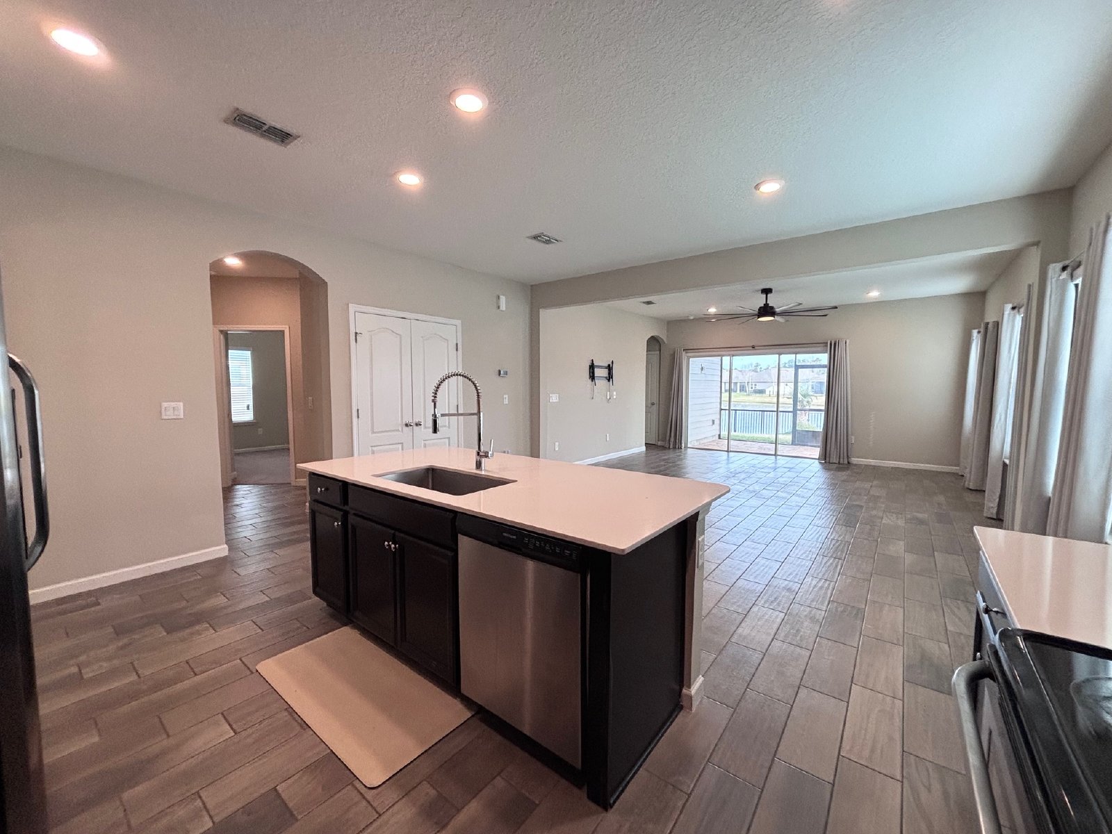 Gorgeous Waterview in Longleaf property image