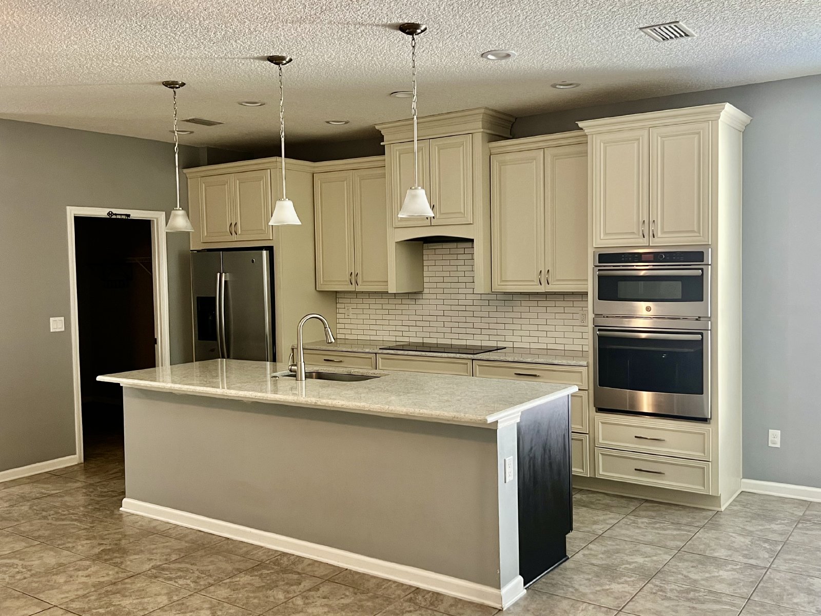 Large 3/2 home on Cul-de-sac property image