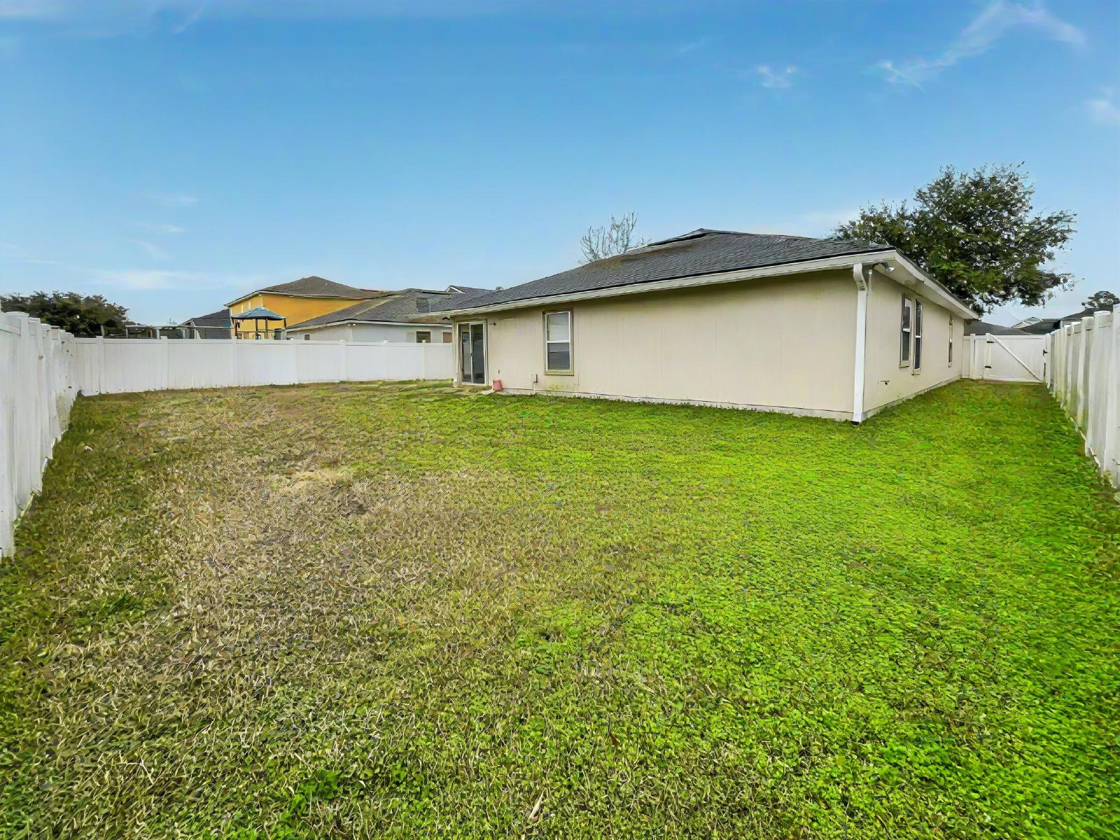 Spacious Home with Open Layout, Fenced Yard & 3-Car Garage property image