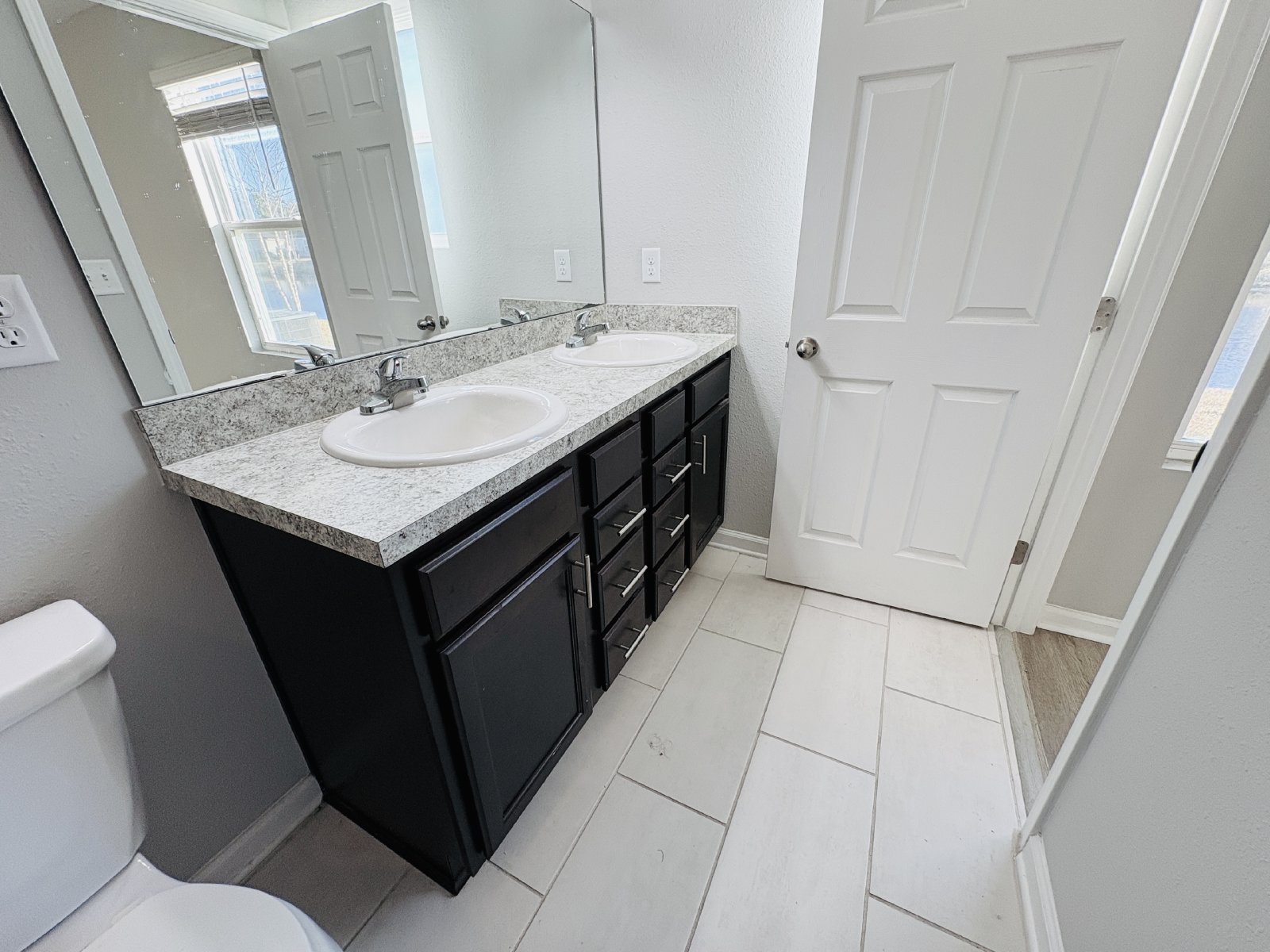 Move-In Ready 3BR Home with Open Layout, Garage & Water Views property image