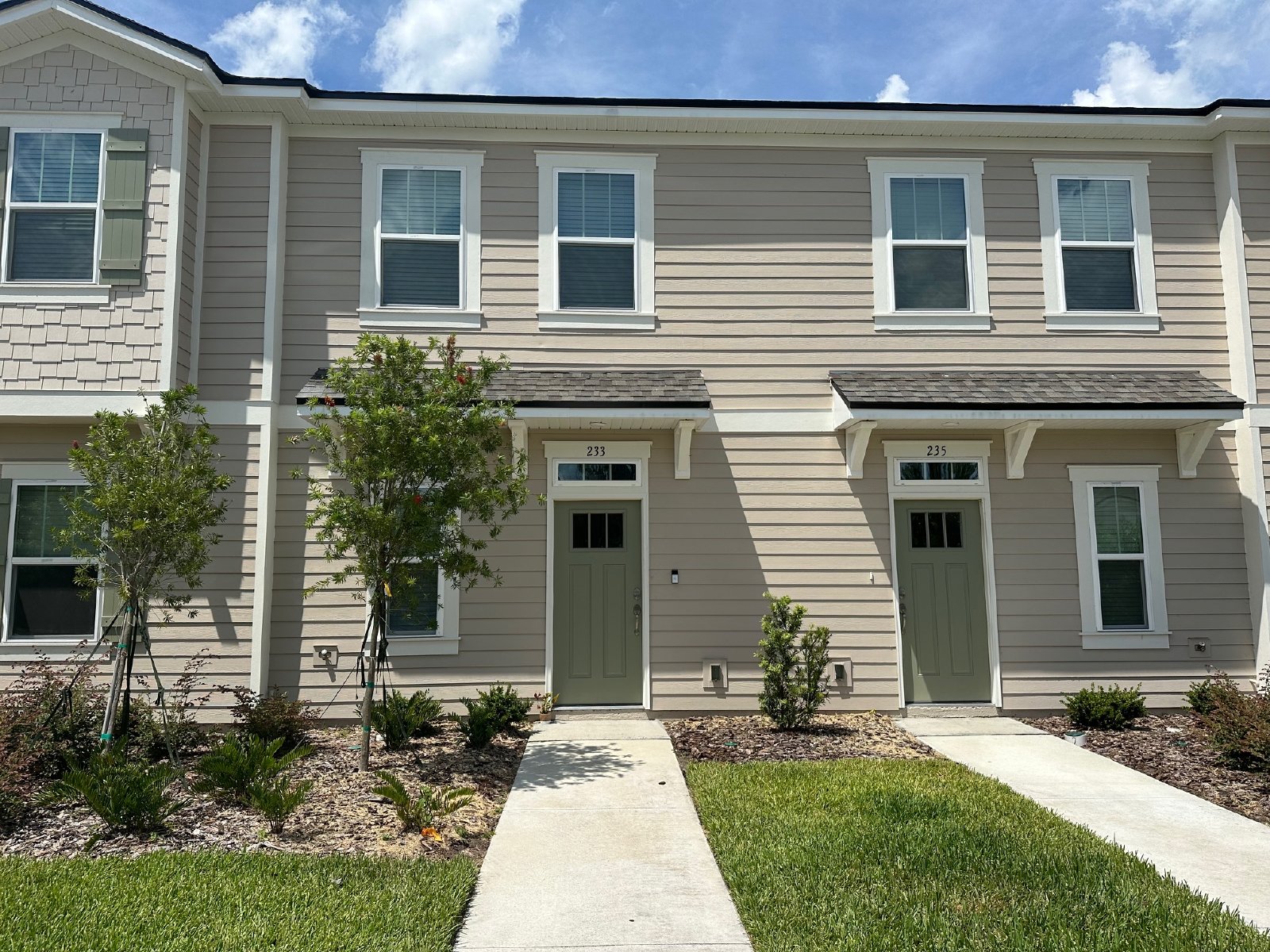 Newer 2 Bed | 2.5 Bath Condo – Perfect for Roommates! property image