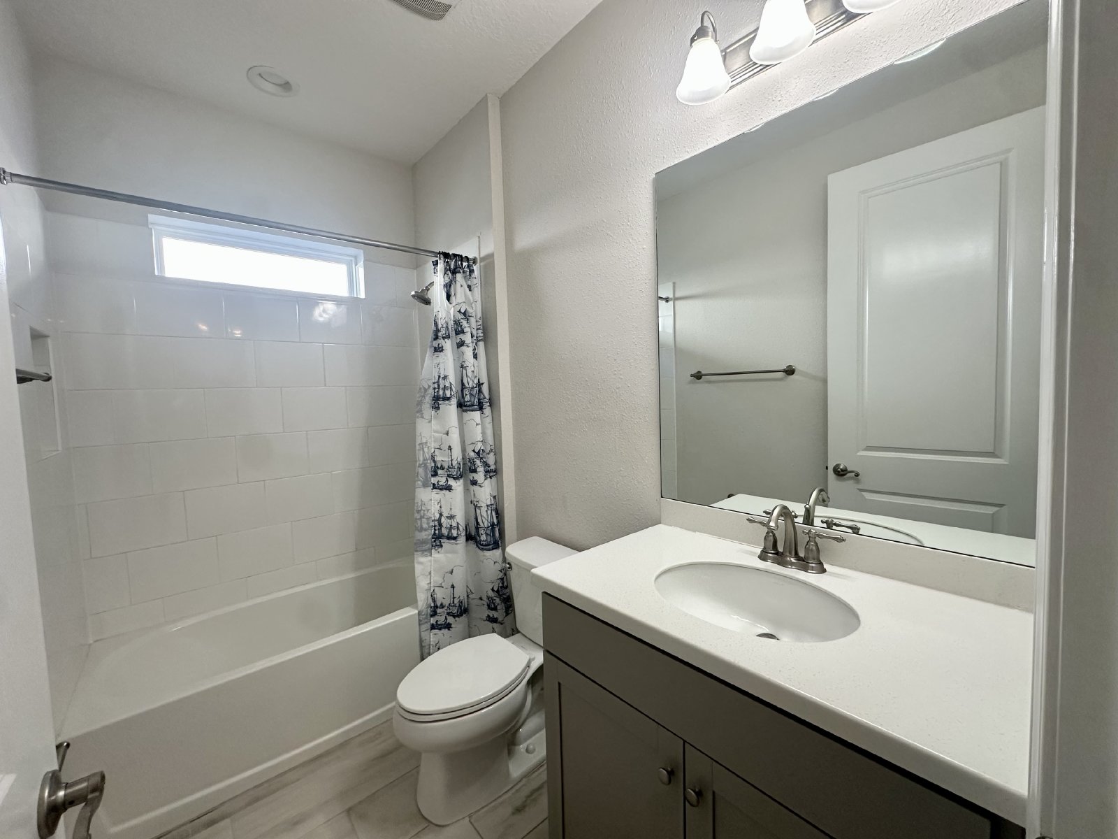 Centrally Located in Growing Area, Gated Community! property image