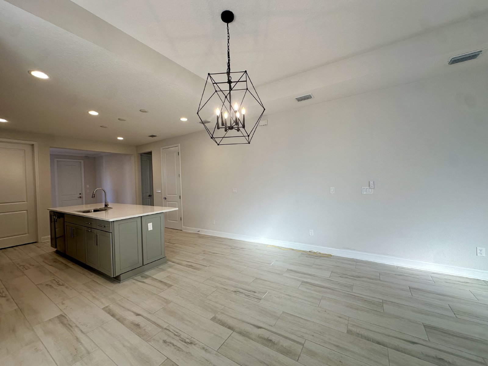 Centrally Located in Growing Area, Gated Community! property image