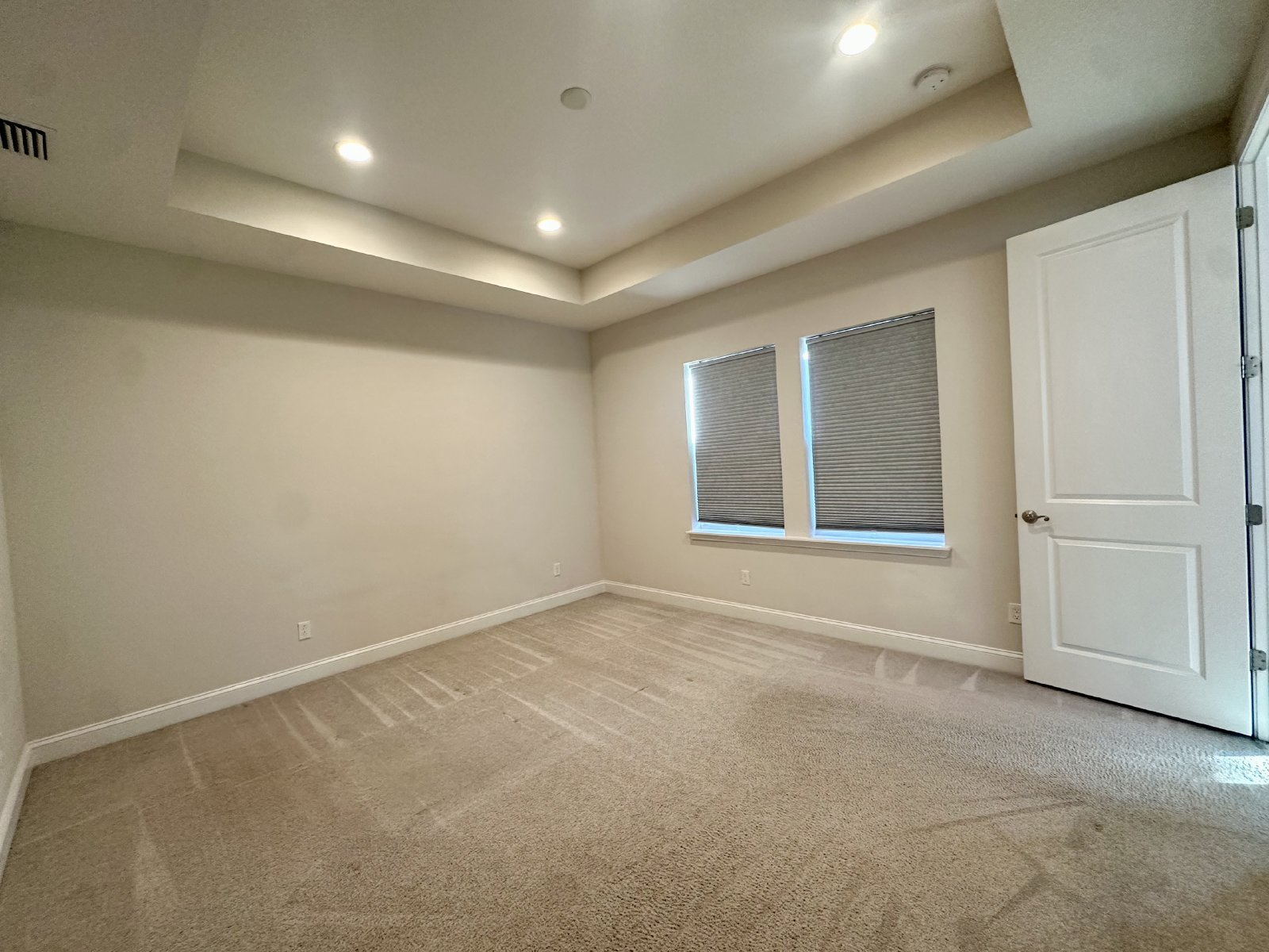 Centrally Located in Growing Area, Gated Community! property image