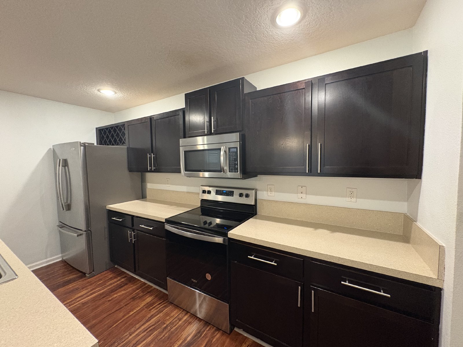 Great Opportunity- Oakleaf Townhome with 2 Car Garage! property image