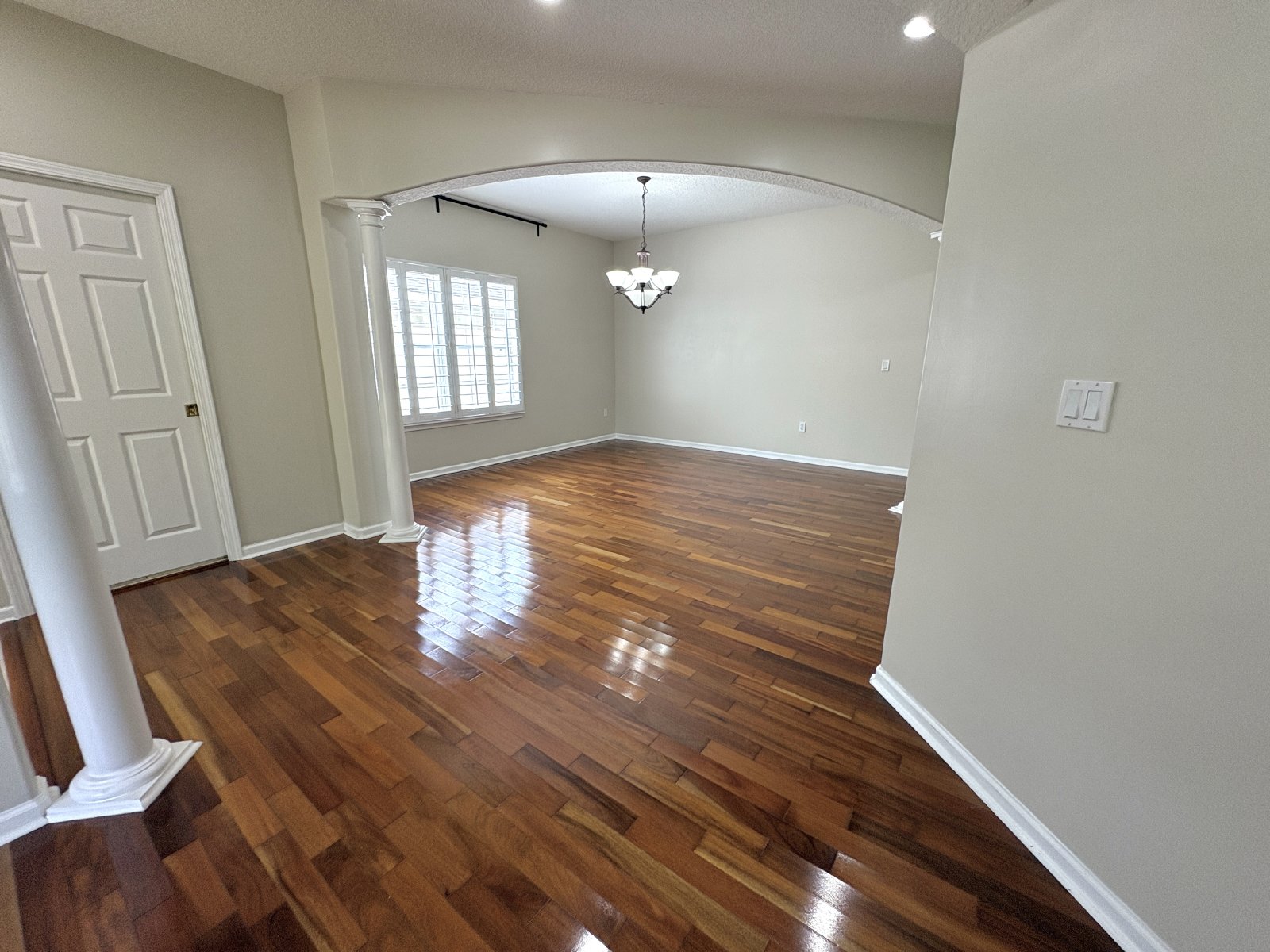 Spacious Two-Story Home with Hot Tub, Pool Table & Fenced Yard in Panther Creek property image